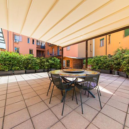 Nettuno Apartment - Private Garden In Bologna Center Exteriör bild