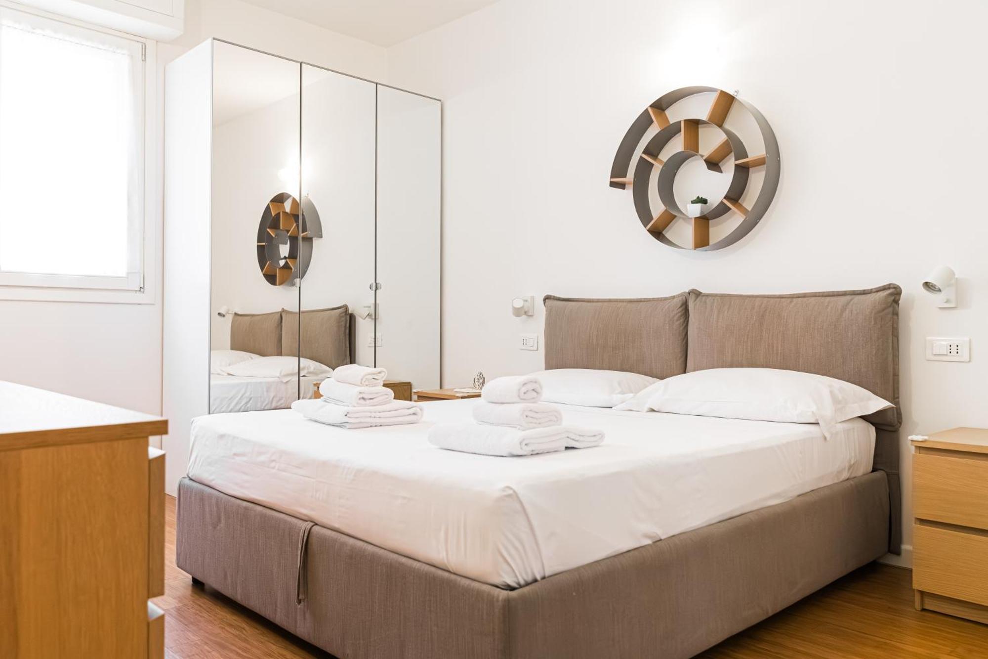 Nettuno Apartment - Private Garden In Bologna Center Exteriör bild